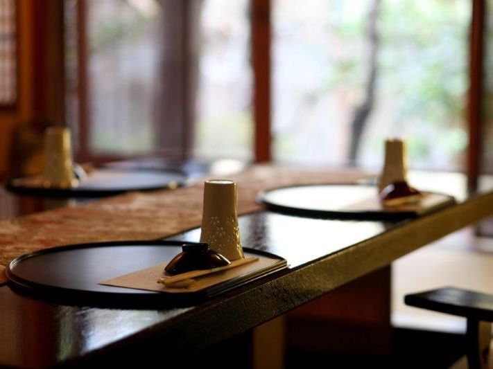 京都 料亭 東観荘
芸妓同席・完全貸切会席料理体験
