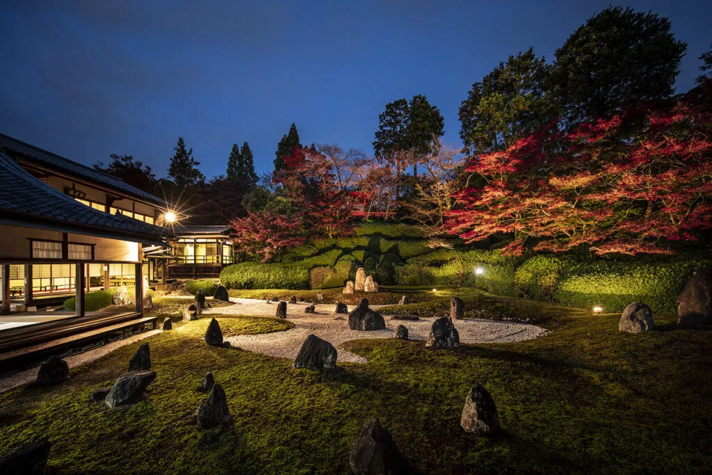 京都 東福寺塔頭 光明院
閉門後完全貸切・坐禅呈茶・精進料理・芸妓文化体験