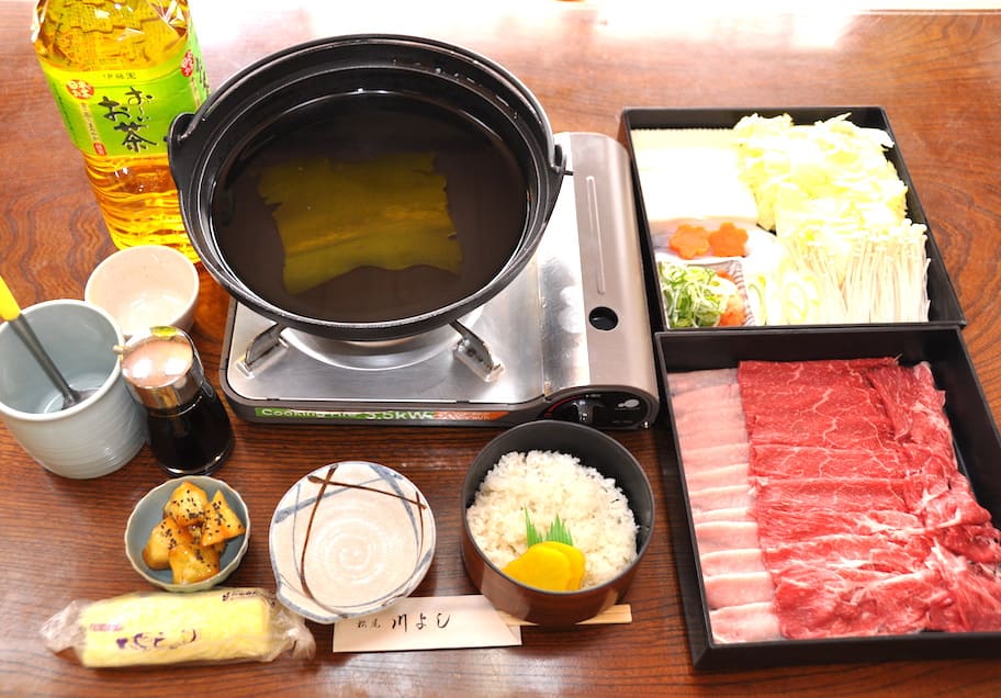 京都 嵐山
貸切屋形船・昼食付き遊覧体験