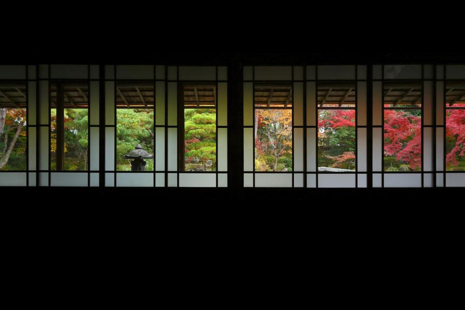京都 白沙村荘
日本画家関雪の茶室特別貸切・茶人柿崎潤子茶道体験