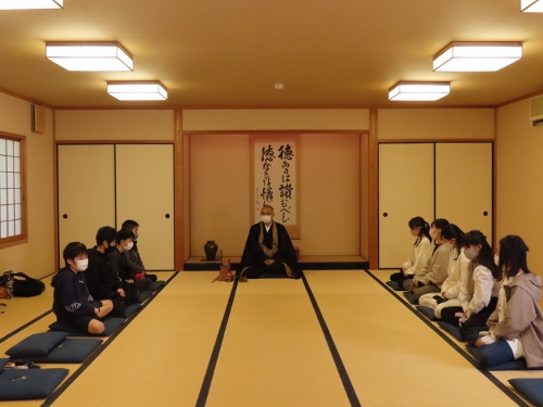 京都 高台寺
専属ガイド・貸切坐禅茶道体験