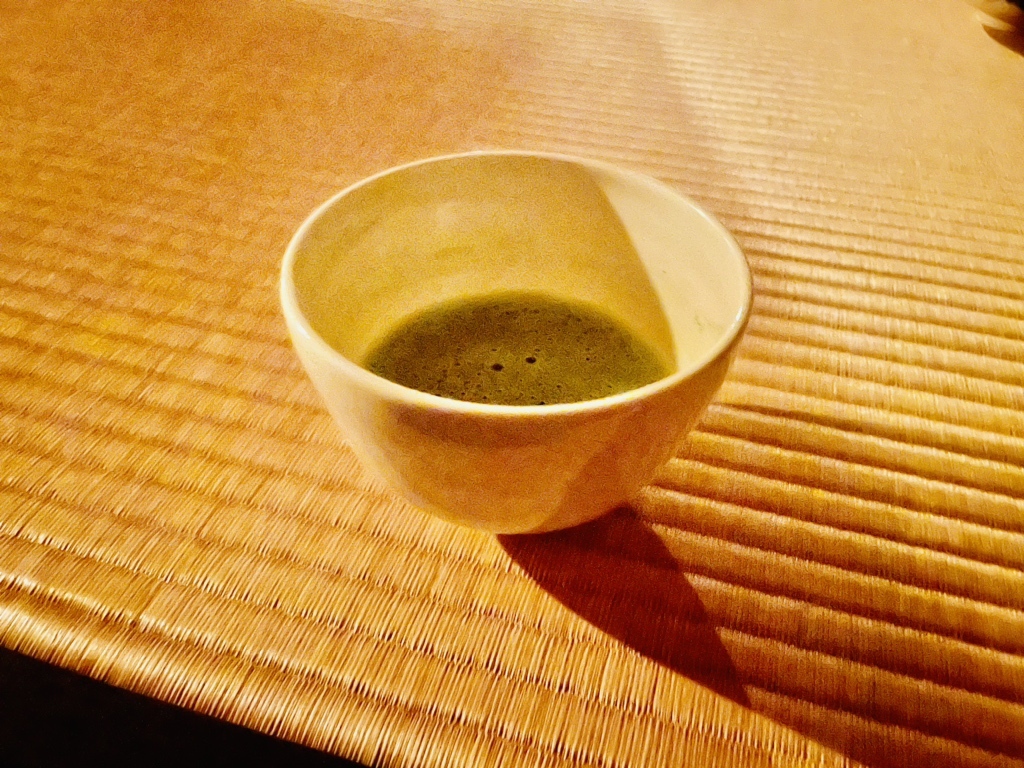 京都 高台寺
専属ガイド・貸切坐禅茶道体験