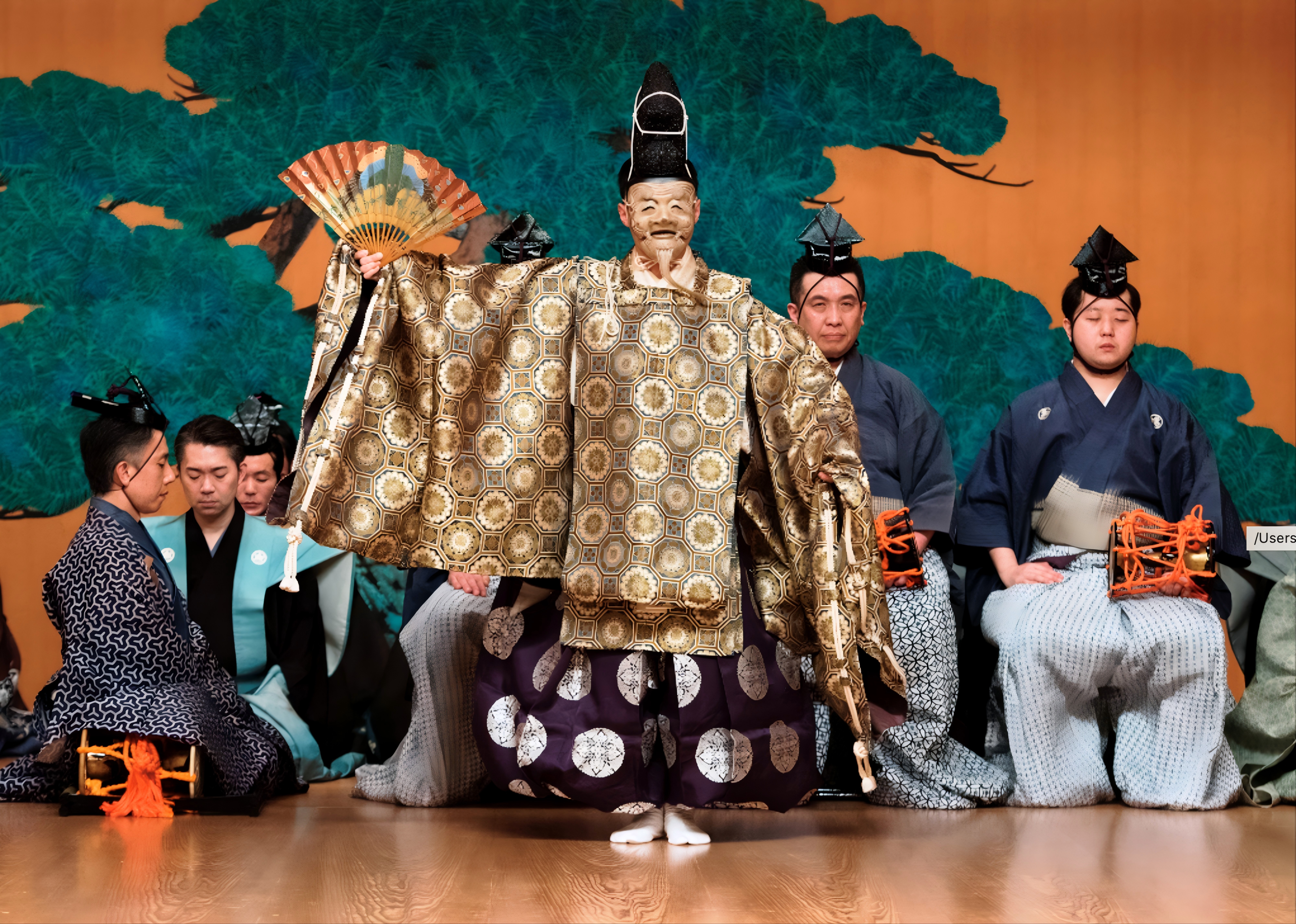 大阪 大槻能乐堂
世界文化遗产·能乐特别观览体验-3