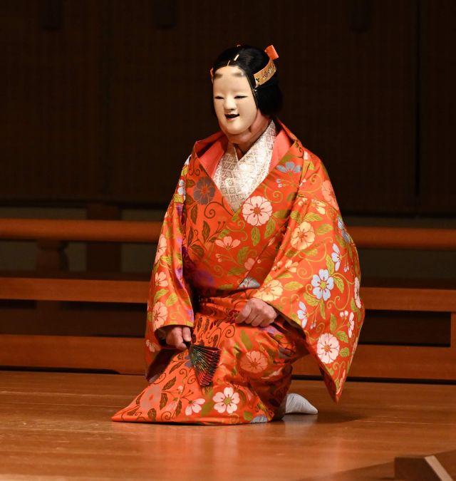 大阪 大槻能乐堂
世界文化遗产·能乐特别观览体验-5