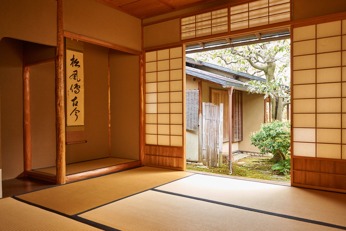 大阪 大阪城西之丸庭园
茶室完全包场·里千家流呈茶体验-3