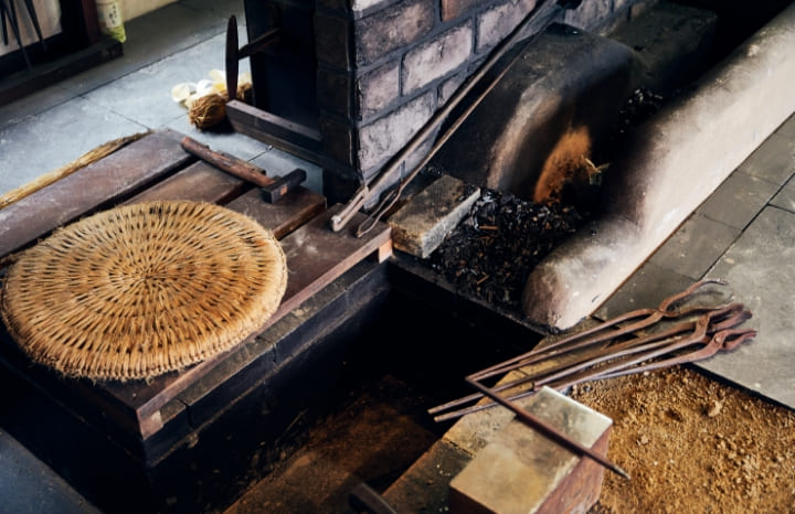 京都 京丹后 
日本刀本物鉴赏 · 锻冶特别体验-3