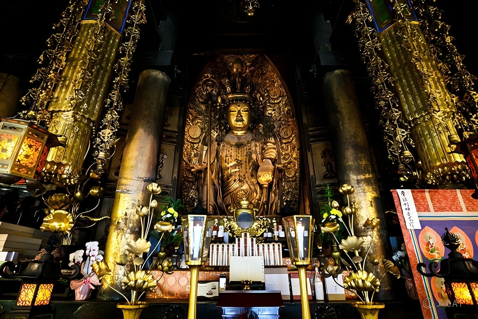 奈良 长谷寺
触及观音之足 · 十一面观音特别祈愿参拜-3
